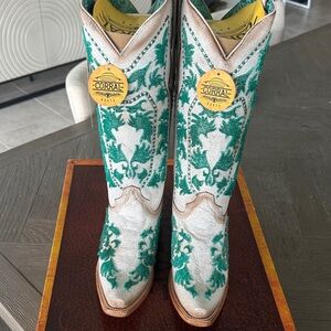 Corral Boots with Green Embroidery on White